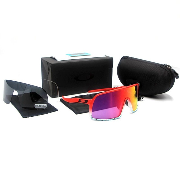 オークリー正面デザイン